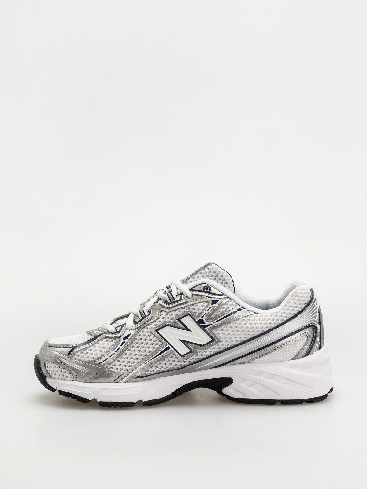 New Balance 740