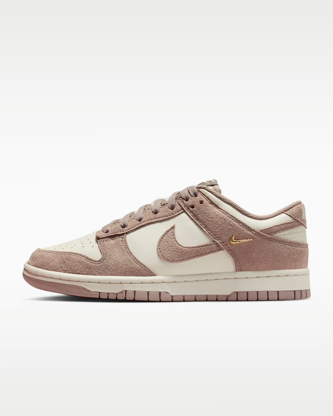 Nike Dunk Low Suede