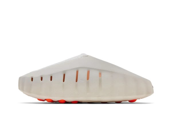 Nike Mind 001